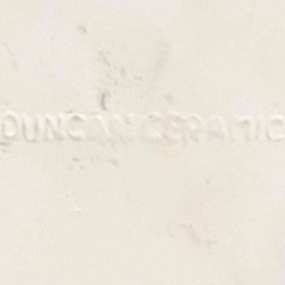 Vintage Wall Pocket Planter with Green Clover by Duncan Ceramics - Picture 5 of 6